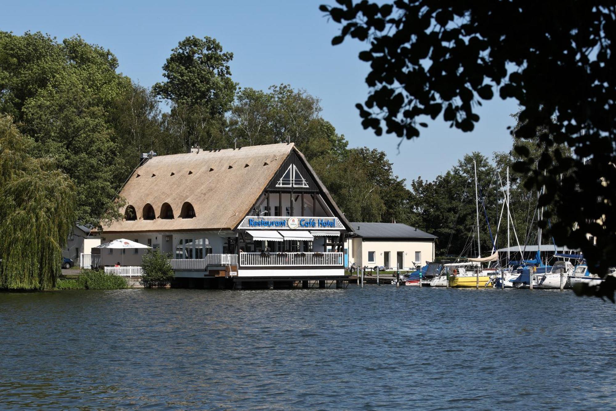 Ferienwohnung Am Hafen3 Röbel Exterior foto